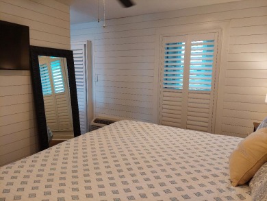 Lake House Quiet and comfortable remodeled studio with sunset views., , on Gulf of Mexico - Port Aransas in Texas - Lakehouse Vacation Rental - Lake Home for rent on LakeHouseVacations.com