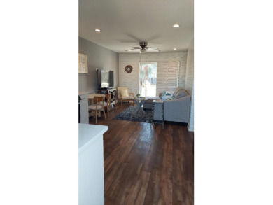 Lake House Quiet and comfortable remodeled studio with sunset views., , on Gulf of Mexico - Port Aransas in Texas - Lakehouse Vacation Rental - Lake Home for rent on LakeHouseVacations.com