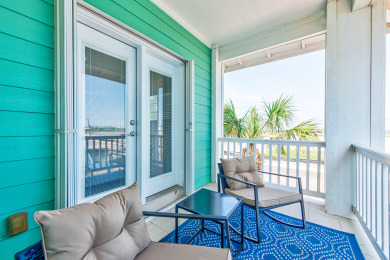 Lake House Spacious coastal townhome, community pool and hot tub, near the beach!, , on Gulf of Mexico - Port Aransas in Texas - Lakehouse Vacation Rental - Lake Home for rent on LakeHouseVacations.com