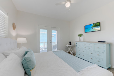 Lake House Spacious coastal townhome, community pool and hot tub, near the beach!, , on Gulf of Mexico - Port Aransas in Texas - Lakehouse Vacation Rental - Lake Home for rent on LakeHouseVacations.com