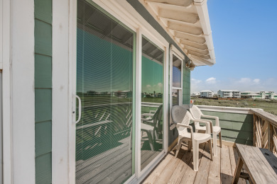 Lake House Fabulous beachfront home with ocean views!, , on Gulf of Mexico - Port Aransas in Texas - Lakehouse Vacation Rental - Lake Home for rent on LakeHouseVacations.com