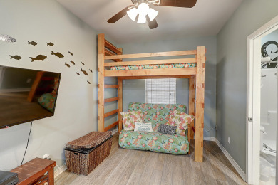 Lake House Fantastic pet friendly home only half a block to the beach!! Community Pool!, , on Gulf of Mexico - Port Aransas in Texas - Lakehouse Vacation Rental - Lake Home for rent on LakeHouseVacations.com