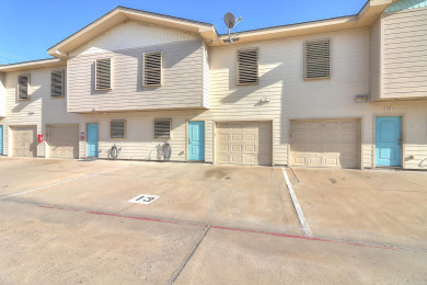 Lake House Fantastic pet friendly home only half a block to the beach!! Community Pool!, , on Gulf of Mexico - Port Aransas in Texas - Lakehouse Vacation Rental - Lake Home for rent on LakeHouseVacations.com