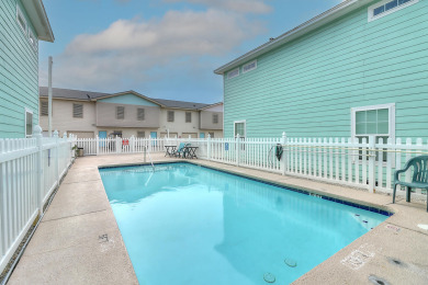 Lake House Fantastic pet friendly home only half a block to the beach!! Community Pool!, , on Gulf of Mexico - Port Aransas in Texas - Lakehouse Vacation Rental - Lake Home for rent on LakeHouseVacations.com