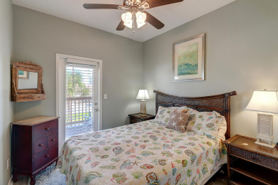 Lake House Fantastic pet friendly home only half a block to the beach!! Community Pool!, , on Gulf of Mexico - Port Aransas in Texas - Lakehouse Vacation Rental - Lake Home for rent on LakeHouseVacations.com