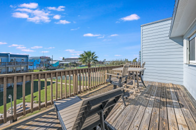 Lake House This condo provides easy access to local eateries and shopping spots., , on Gulf of Mexico - Port Aransas in Texas - Lakehouse Vacation Rental - Lake Home for rent on LakeHouseVacations.com