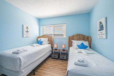 Lake House This condo provides easy access to local eateries and shopping spots., , on Gulf of Mexico - Port Aransas in Texas - Lakehouse Vacation Rental - Lake Home for rent on LakeHouseVacations.com
