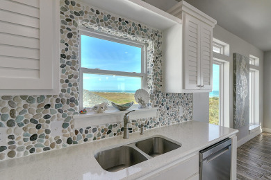 Lake House Beachfront home Amazing views with Private hot tub, , on Gulf of Mexico - Port Aransas in Texas - Lakehouse Vacation Rental - Lake Home for rent on LakeHouseVacations.com