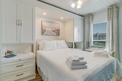 Lake House Quiet and cozy condo with a large community pool, fishing pier, boat parking , , on Gulf of Mexico - Port Aransas in Texas - Lakehouse Vacation Rental - Lake Home for rent on LakeHouseVacations.com