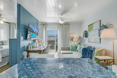 Lake House Quiet and cozy condo with a large community pool, fishing pier, boat parking , , on Gulf of Mexico - Port Aransas in Texas - Lakehouse Vacation Rental - Lake Home for rent on LakeHouseVacations.com