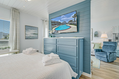Lake House Quiet and cozy condo with a large community pool, fishing pier, boat parking , , on Gulf of Mexico - Port Aransas in Texas - Lakehouse Vacation Rental - Lake Home for rent on LakeHouseVacations.com