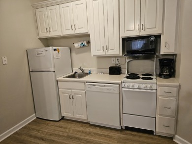 Lake House Dauphin Island Beach Club 101 Ground floor walk right out to Pools and Beach!, , on Gulf of Mexico - Dauphin Island in Alabama - Lakehouse Vacation Rental - Lake Home for rent on LakeHouseVacations.com