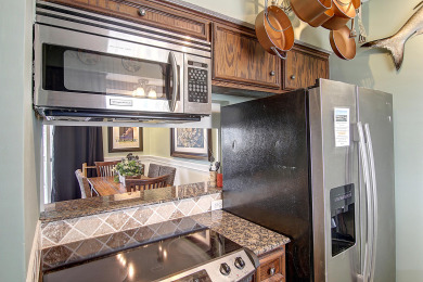 Lake House Bay Tree Condo in Old Town Port A, Sleeps 6, lighted fishing pier, pool, , on Gulf of Mexico - Port Aransas in Texas - Lakehouse Vacation Rental - Lake Home for rent on LakeHouseVacations.com