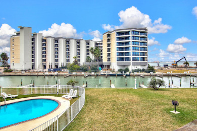 Lake House Bay Tree Condo in Old Town Port A, Sleeps 6, lighted fishing pier, pool, , on Gulf of Mexico - Port Aransas in Texas - Lakehouse Vacation Rental - Lake Home for rent on LakeHouseVacations.com