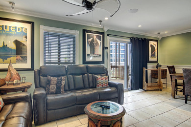 Lake House Bay Tree Condo in Old Town Port A, Sleeps 6, lighted fishing pier, pool, , on Gulf of Mexico - Port Aransas in Texas - Lakehouse Vacation Rental - Lake Home for rent on LakeHouseVacations.com