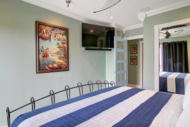 Lake House Bay Tree Condo in Old Town Port A, Sleeps 6, lighted fishing pier, pool, , on Gulf of Mexico - Port Aransas in Texas - Lakehouse Vacation Rental - Lake Home for rent on LakeHouseVacations.com