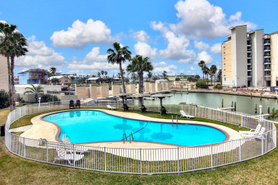 Lake House Bay Tree Condo in Old Town Port A, Sleeps 6, lighted fishing pier, pool, , on Gulf of Mexico - Port Aransas in Texas - Lakehouse Vacation Rental - Lake Home for rent on LakeHouseVacations.com
