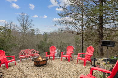 Lake House Wow! Historic Charm Meets Family Fun at Buckhorn Lodge in Gatlinburg!, , on West Prong Little Pigeon River - Gatlinburg in Tennessee - Lakehouse Vacation Rental - Lake Home for rent on LakeHouseVacations.com