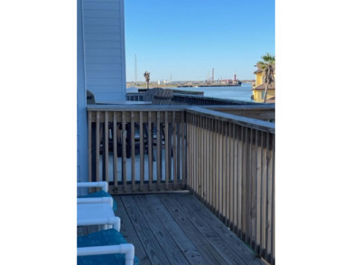 Lake House Community pool, fishing pier, boat slips & a view of the water!, , on Gulf of Mexico - Port Aransas in Texas - Lakehouse Vacation Rental - Lake Home for rent on LakeHouseVacations.com