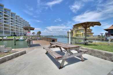 Lake House Sweet studio condo, sleeps 4, community pool, boat parking, boat slip rental!, , on Gulf of Mexico - Port Aransas in Texas - Lakehouse Vacation Rental - Lake Home for rent on LakeHouseVacations.com