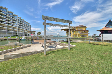 Lake House Sweet studio condo, sleeps 4, community pool, boat parking, boat slip rental!, , on Gulf of Mexico - Port Aransas in Texas - Lakehouse Vacation Rental - Lake Home for rent on LakeHouseVacations.com