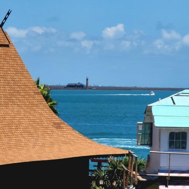 Lake House Drink your morning coffee on the deck watching the ships pass by., , on Gulf of Mexico - Port Aransas in Texas - Lakehouse Vacation Rental - Lake Home for rent on LakeHouseVacations.com