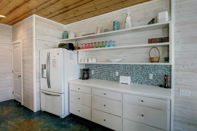 Lake House Lovely home in FABULOUS Village Walk, In-town Gated Community, 2 heated pools, , on Gulf of Mexico - Port Aransas in Texas - Lakehouse Vacation Rental - Lake Home for rent on LakeHouseVacations.com
