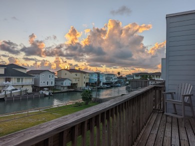 Lake House Dolphin DecksAmazing Water & Sunrise Views! Private Pier! Walk to beachtown, , on Gulf of Mexico - Port Aransas in Texas - Lakehouse Vacation Rental - Lake Home for rent on LakeHouseVacations.com