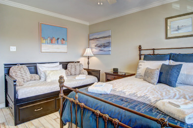 Lake House Adorable condo at beachfront Sea Isle Village!, , on Gulf of Mexico - Port Aransas in Texas - Lakehouse Vacation Rental - Lake Home for rent on LakeHouseVacations.com
