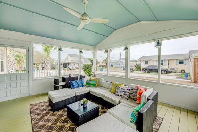 Lake House Adorable cottage in the heart of town! , , on Gulf of Mexico - Port Aransas in Texas - Lakehouse Vacation Rental - Lake Home for rent on LakeHouseVacations.com