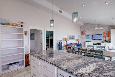 Lake House Right on the beach! Beach Access, Community Pool! Amazing Views!, , on Gulf of Mexico - Port Aransas in Texas - Lakehouse Vacation Rental - Lake Home for rent on LakeHouseVacations.com