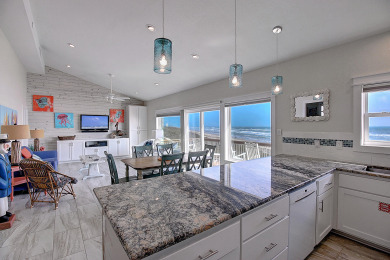 Lake House Right on the beach! Beach Access, Community Pool! Amazing Views!, , on Gulf of Mexico - Port Aransas in Texas - Lakehouse Vacation Rental - Lake Home for rent on LakeHouseVacations.com