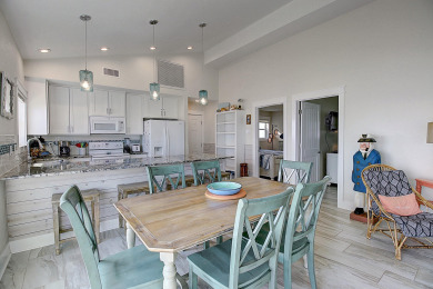 Lake House Right on the beach! Beach Access, Community Pool! Amazing Views!, , on Gulf of Mexico - Port Aransas in Texas - Lakehouse Vacation Rental - Lake Home for rent on LakeHouseVacations.com