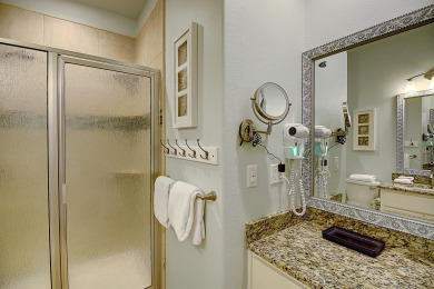 Lake House FABULOUS home in Banyan Beach, an upscale beachfront community. , , on Gulf of Mexico - Port Aransas in Texas - Lakehouse Vacation Rental - Lake Home for rent on LakeHouseVacations.com