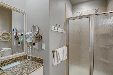 Lake House FABULOUS home in Banyan Beach, an upscale beachfront community. , , on Gulf of Mexico - Port Aransas in Texas - Lakehouse Vacation Rental - Lake Home for rent on LakeHouseVacations.com
