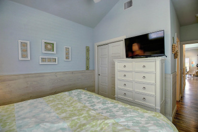 Lake House FABULOUS home in Banyan Beach, an upscale beachfront community. , , on Gulf of Mexico - Port Aransas in Texas - Lakehouse Vacation Rental - Lake Home for rent on LakeHouseVacations.com