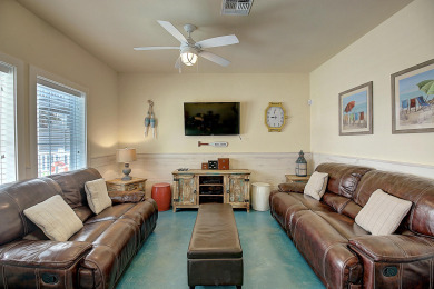 Lake House FABULOUS home in Banyan Beach, an upscale beachfront community. , , on Gulf of Mexico - Port Aransas in Texas - Lakehouse Vacation Rental - Lake Home for rent on LakeHouseVacations.com