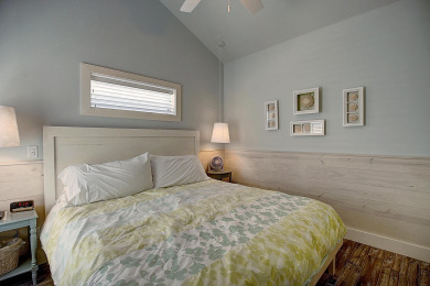 Lake House FABULOUS home in Banyan Beach, an upscale beachfront community. , , on Gulf of Mexico - Port Aransas in Texas - Lakehouse Vacation Rental - Lake Home for rent on LakeHouseVacations.com