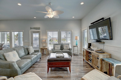 Lake House FABULOUS home in Banyan Beach, an upscale beachfront community. , , on Gulf of Mexico - Port Aransas in Texas - Lakehouse Vacation Rental - Lake Home for rent on LakeHouseVacations.com