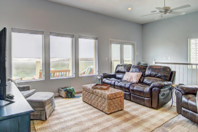 Lake House Beachfront home with incredible views! Heated Community Pool!, , on Gulf of Mexico - Port Aransas in Texas - Lakehouse Vacation Rental - Lake Home for rent on LakeHouseVacations.com