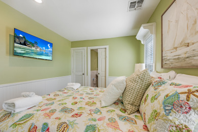 Lake House Charming cottage! Short golf car ride to the beach! Pet friendly!, , on Gulf of Mexico - Port Aransas in Texas - Lakehouse Vacation Rental - Lake Home for rent on LakeHouseVacations.com