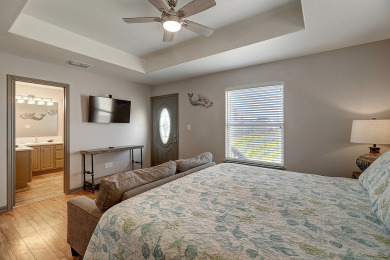 Lake House Beachfront Community! Short wall to the beach!, , on Gulf of Mexico - Port Aransas in Texas - Lakehouse Vacation Rental - Lake Home for rent on LakeHouseVacations.com