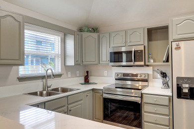 Lake House Beachfront Community! Short wall to the beach!, , on Gulf of Mexico - Port Aransas in Texas - Lakehouse Vacation Rental - Lake Home for rent on LakeHouseVacations.com