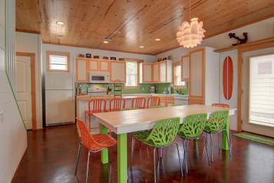 Lake House Coastal Community, pool, sleeps 10!, , on Gulf of Mexico - Port Aransas in Texas - Lakehouse Vacation Rental - Lake Home for rent on LakeHouseVacations.com