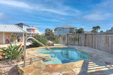 Lake House Adorable Cozy Cottage Close to the Beach, Community pool, , on Gulf of Mexico - Port Aransas in Texas - Lakehouse Vacation Rental - Lake Home for rent on LakeHouseVacations.com