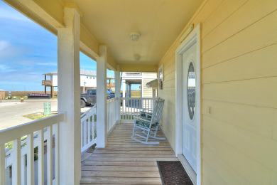 Lake House Adorable Cozy Cottage Close to the Beach, Community pool, , on Gulf of Mexico - Port Aransas in Texas - Lakehouse Vacation Rental - Lake Home for rent on LakeHouseVacations.com