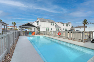 Lake House Beautiful home located in the heart of Old Town Port A! Community Pool!, , on Gulf of Mexico - Port Aransas in Texas - Lakehouse Vacation Rental - Lake Home for rent on LakeHouseVacations.com