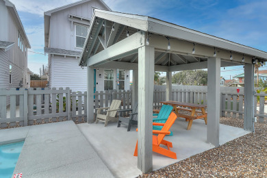 Lake House Beautiful home located in the heart of Old Town Port A! Community Pool!, , on Gulf of Mexico - Port Aransas in Texas - Lakehouse Vacation Rental - Lake Home for rent on LakeHouseVacations.com