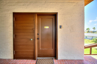 Lake House Super cozy condo. Beach Access! Heated Community Pool!, , on Gulf of Mexico - Port Aransas in Texas - Lakehouse Vacation Rental - Lake Home for rent on LakeHouseVacations.com