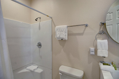 Lake House Super cozy condo. Beach Access! Heated Community Pool!, , on Gulf of Mexico - Port Aransas in Texas - Lakehouse Vacation Rental - Lake Home for rent on LakeHouseVacations.com